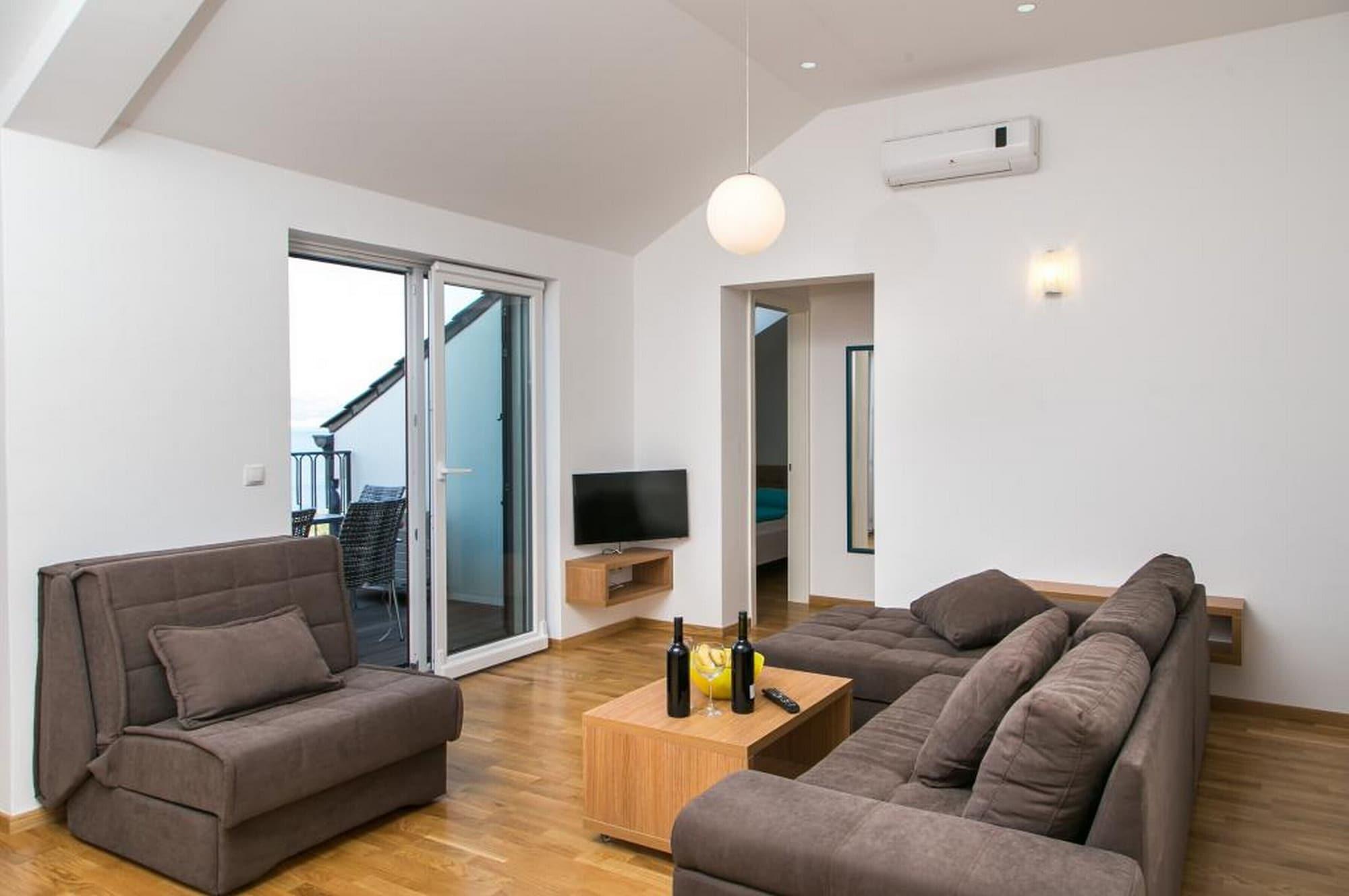 Apartments Kula Janjina Екстериор снимка