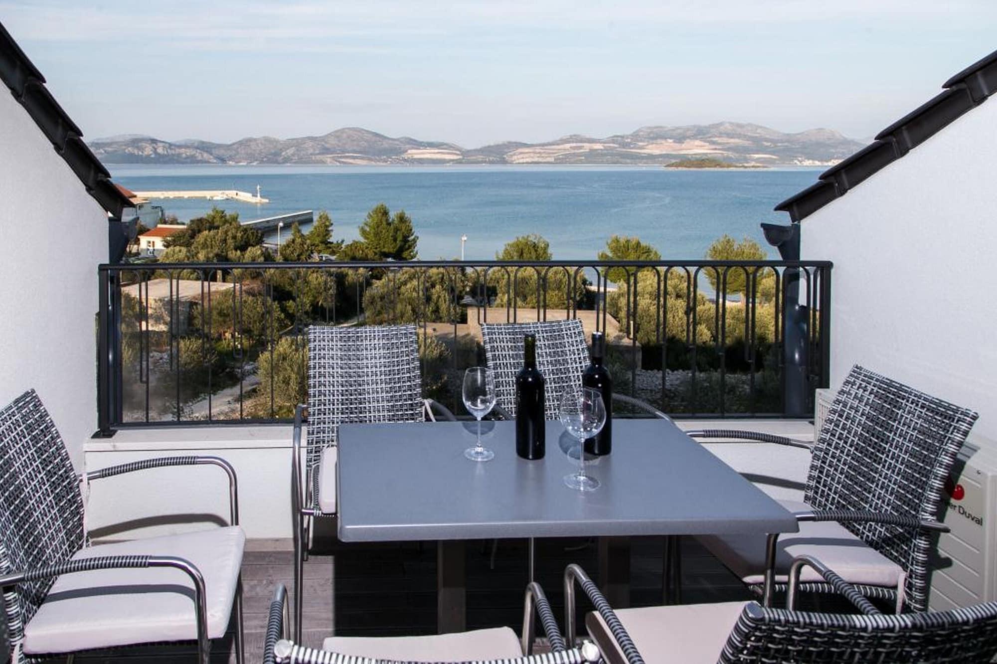Apartments Kula Janjina Екстериор снимка
