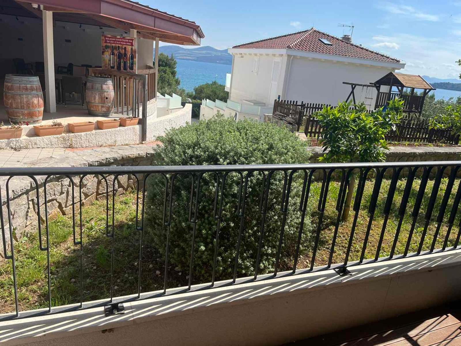 Apartments Kula Janjina Екстериор снимка
