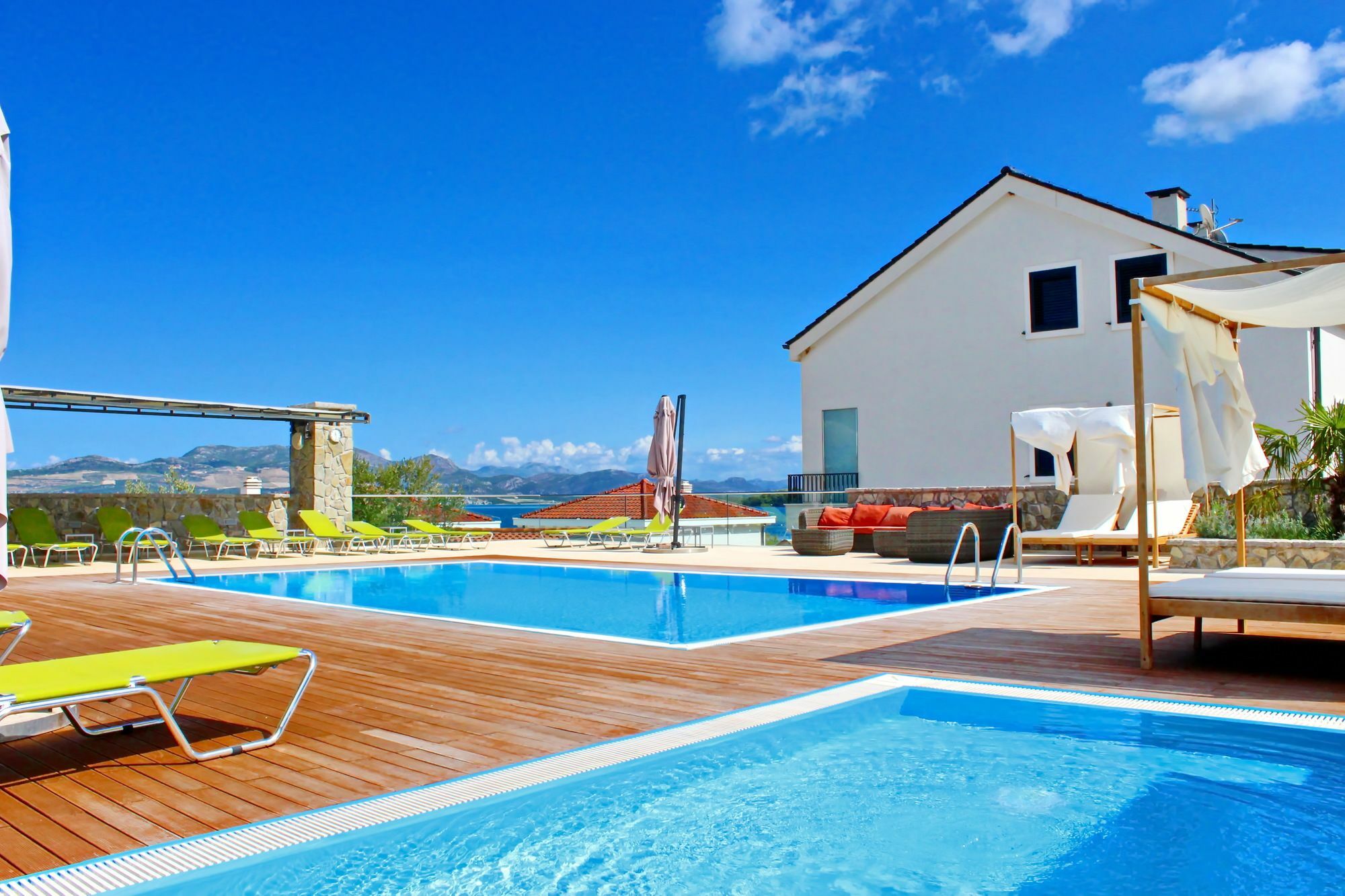 Apartments Kula Janjina Екстериор снимка
