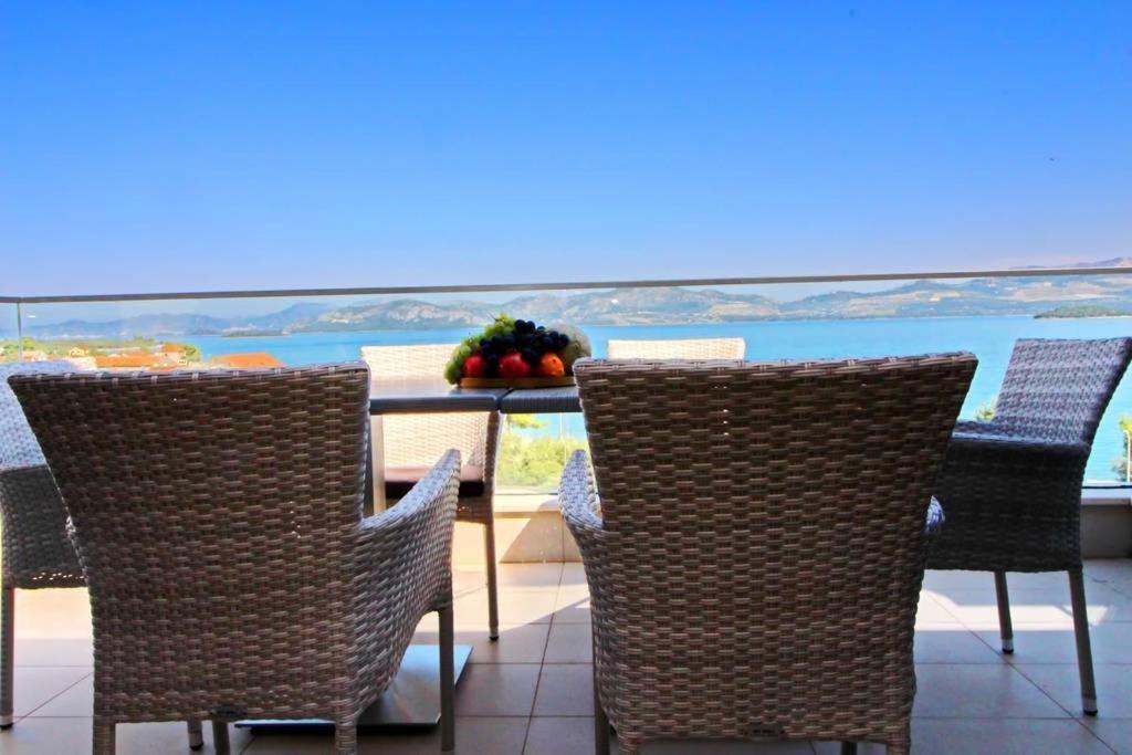 Apartments Kula Janjina Екстериор снимка